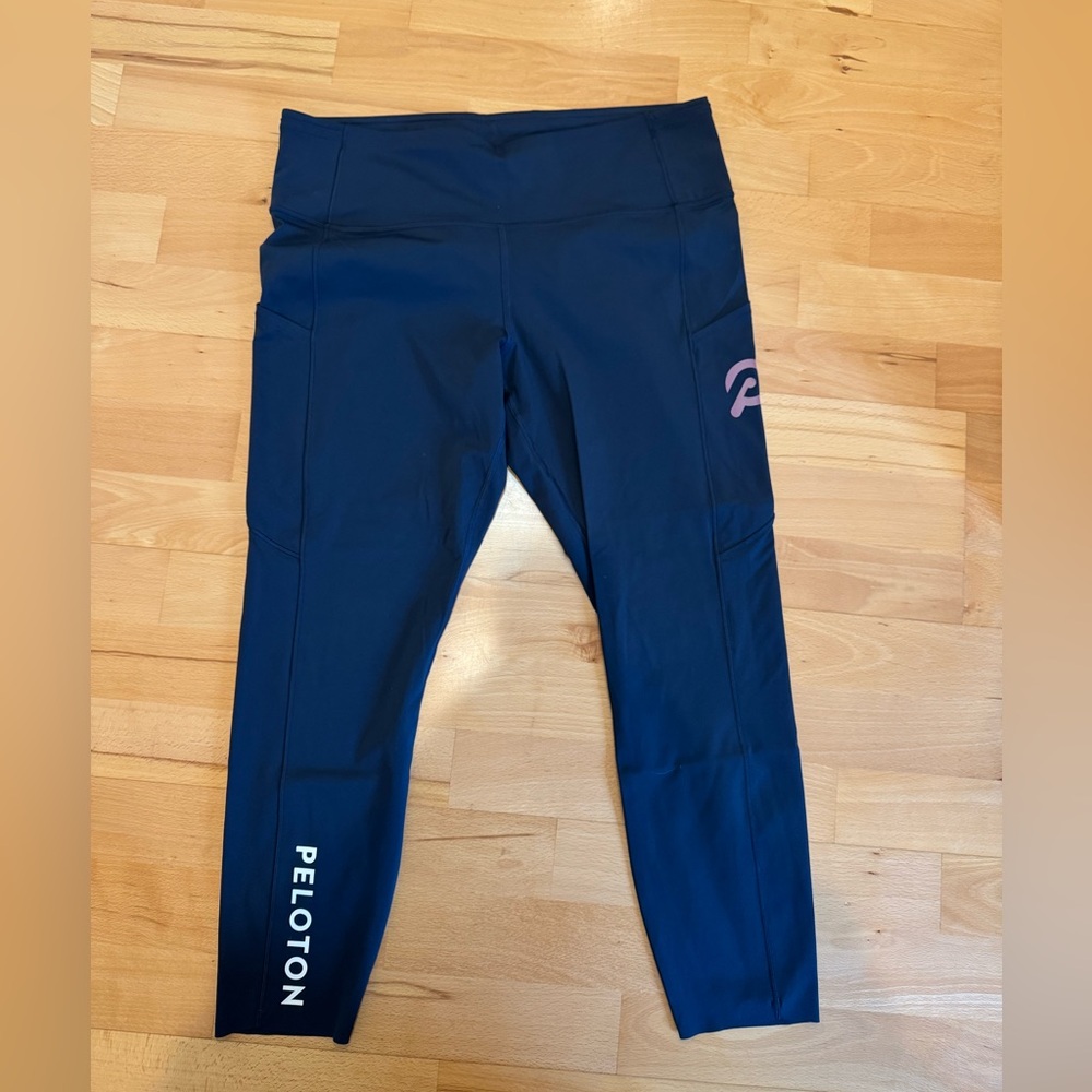 Lululemon x Peloton Leggings, Size 14
